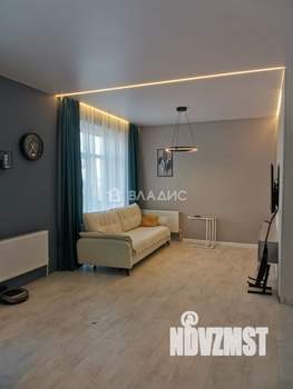 Дом 250м², 3-этажный, участок 5 сот.  