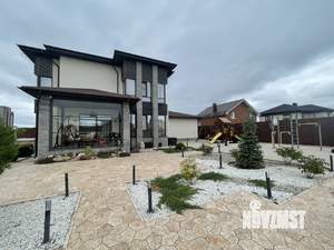 Коттедж 357м², 3-этажный, участок 16 сот.  