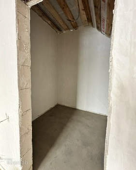 Дом 150м&sup2;, 2-этажный, участок 10 сот.  