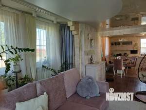 Коттедж 175м², 2-этажный, участок 5 сот.  