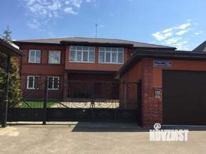 Таунхаус 230м², 2-этажный, участок 10 сот.  