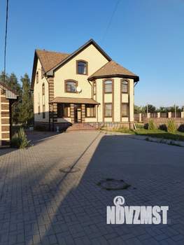 Коттедж 417м², 3-этажный, участок 15 сот.  