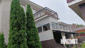 Таунхаус 300м², 3-этажный, участок 8 сот.  