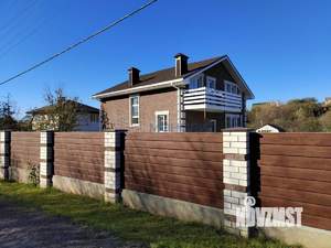 Дом 240м², 3-этажный, участок 7 сот.  
