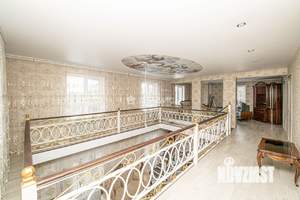 Дом 243м², 2-этажный, участок 9 сот.  