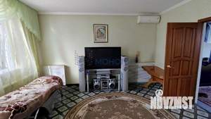 Дом 350м², 3-этажный, участок 9 сот.  