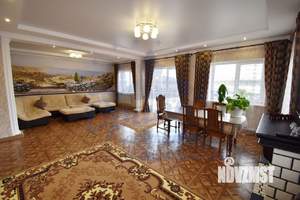 Коттедж 300м², 3-этажный, участок 9 сот.  