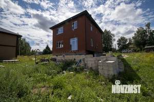 Дом 317м², 2-этажный, участок 11 сот.  