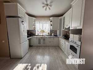 Коттедж 110м², 2-этажный, участок 7 сот.  