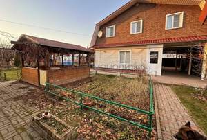 Дом 130м², 2-этажный, участок 6 сот.  