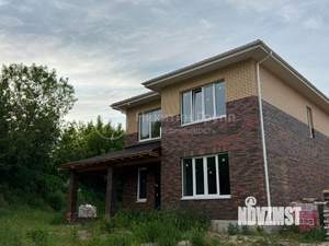 Дом 180м², 2-этажный, участок 6 сот.  