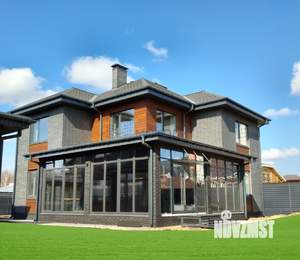 Коттедж 227м&sup2;, 2-этажный, участок 6 сот.  