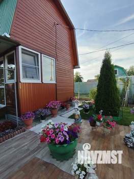 Дом 50м², 2-этажный, участок 6 сот.  