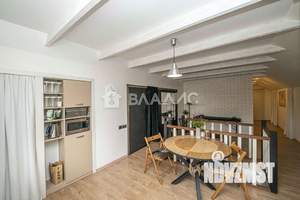 Дом 200м², 2-этажный, участок 17 сот.  