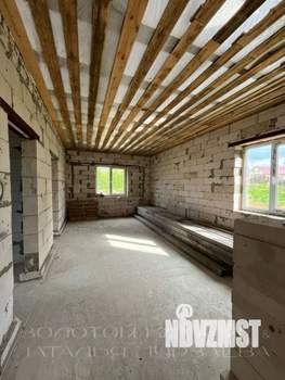 Дом 164м², 2-этажный, участок 15 сот.  