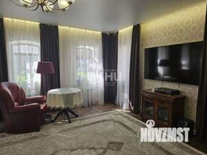 Коттедж 320м², 2-этажный, участок 4 сот.  