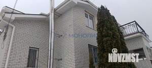 Таунхаус 300м&sup2;, 3-этажный, участок 8 сот.  