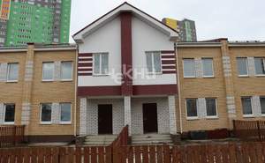 Дом 216м², 3-этажный, участок 3 сот.  