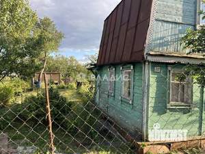 Дом 27м², 2-этажный, участок 4 сот.  