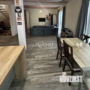 Коттедж 140м², 2-этажный, участок 6 сот.  