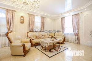 Дом 530м², 3-этажный, участок 8 сот.  