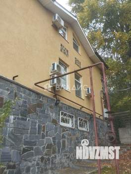 Таунхаус 156м², 3-этажный, участок 8 сот.  