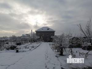 Коттедж 138м², 3-этажный, участок 5 сот.  