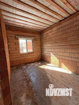 Коттедж 140м², 2-этажный, участок 5 сот.  