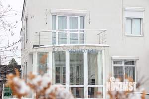 Коттедж 307м&sup2;, 3-этажный, участок 5 сот.  