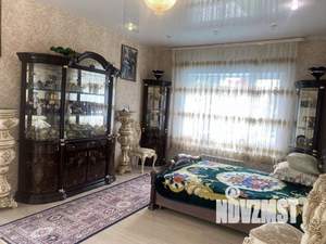 Коттедж 243м², 3-этажный, участок 9 сот.  