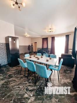 Дом 156м&sup2;, 3-этажный, участок 7 сот.  