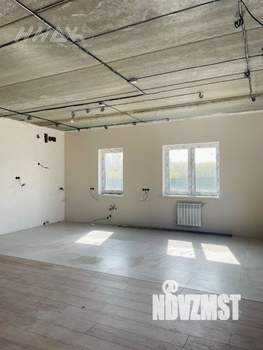 Дом 180м², 2-этажный, участок 6 сот.  