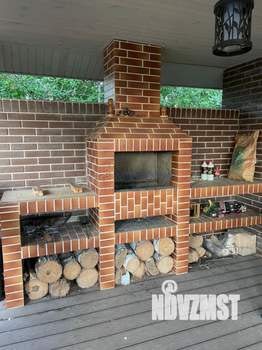 Дом 242м², 2-этажный, участок 10 сот.  