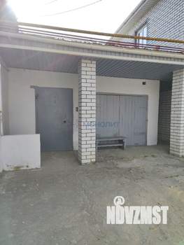 Дом 184м², 2-этажный, участок 12 сот.  