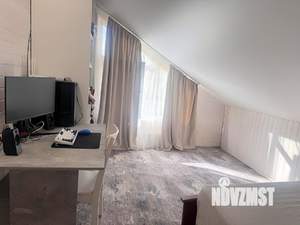 Дом 220м², 2-этажный, участок 8 сот.  