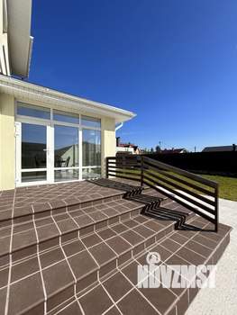 Дом 375м², 2-этажный, участок 20 сот.  