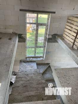 Коттедж 144м², 2-этажный, участок 5 сот.  