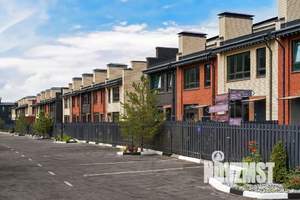 Таунхаус 150м&sup2;, 3-этажный, участок 2 сот.  