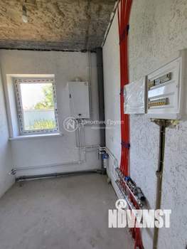 Дом 140м², 2-этажный, участок 6 сот.  