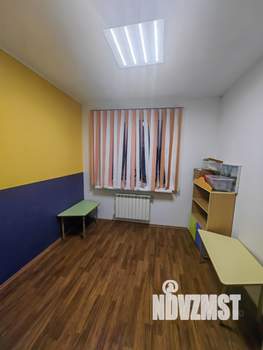 Дом 320м², 3-этажный, участок 4 сот.  
