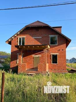 Дом 329м², 3-этажный, участок 25 сот.  