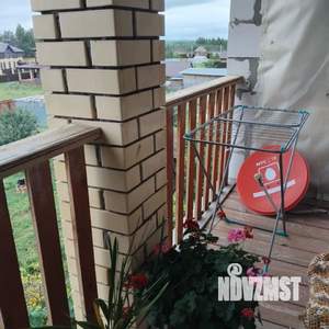 Коттедж 200м², 2-этажный, участок 10 сот.  