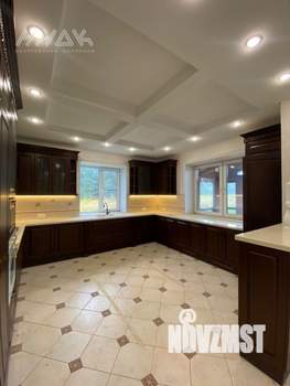 Коттедж 673м², 3-этажный, участок 34 сот.  