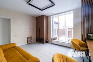 Коттедж 274м², 2-этажный, участок 9 сот.  