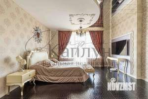 Дом 249м², 3-этажный, участок 21 сот.  