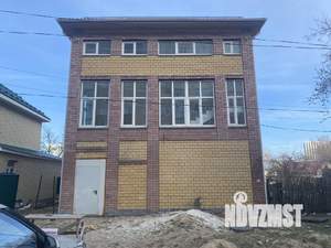 Коттедж 426м², 3-этажный, участок 4 сот.  