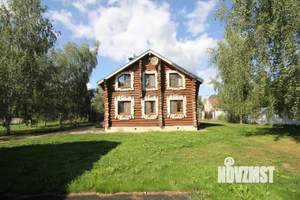 Дом 200м², 2-этажный, участок 15 сот.  