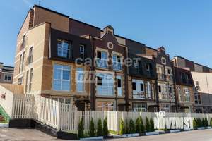 Таунхаус 105м², 3-этажный, участок 1 сот.  