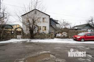 Дом 200м², 2-этажный, участок 4 сот.  