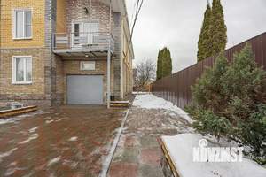 Дом 285м&sup2;, 3-этажный, участок 11 сот.  